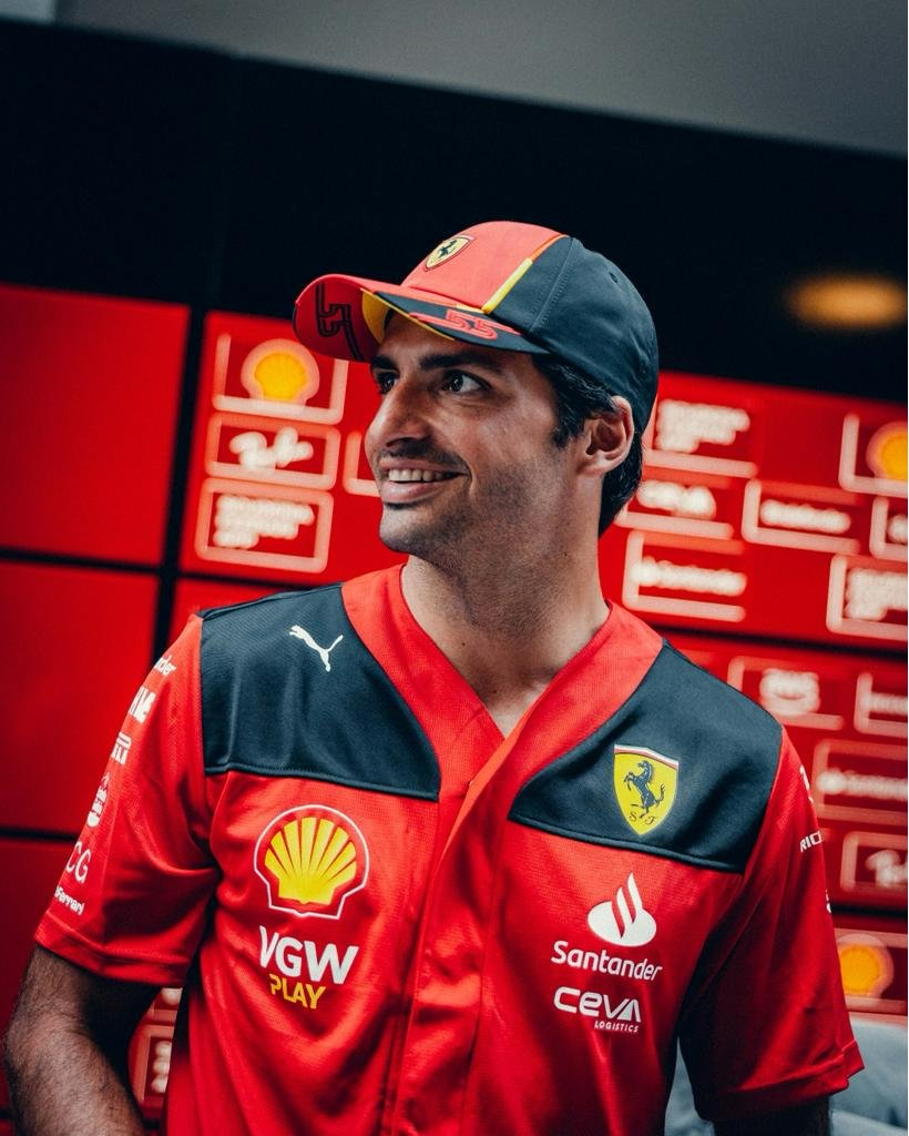 Camiseta Scuderia Ferrari 2023 Equipo Charles Leclerc