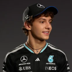 Gorra Kimi Antonelli 2026 Negra