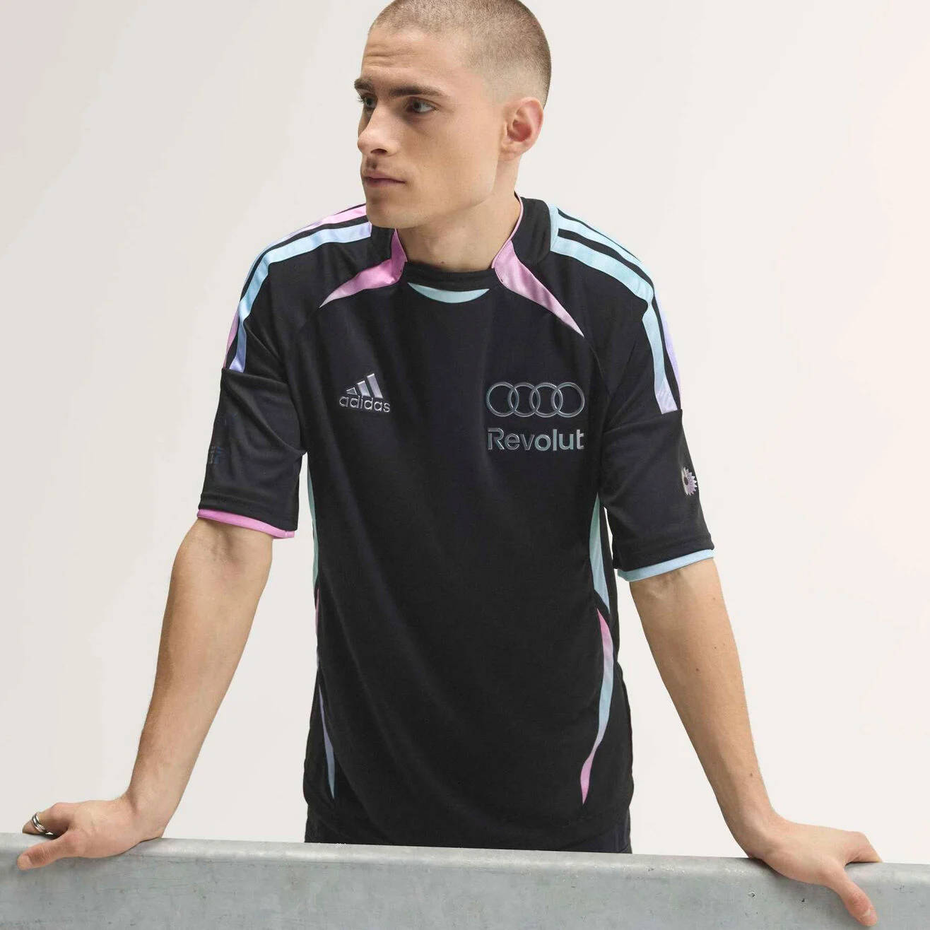 Playera Audi F1 Team GP Miami 2026 Teamgeist